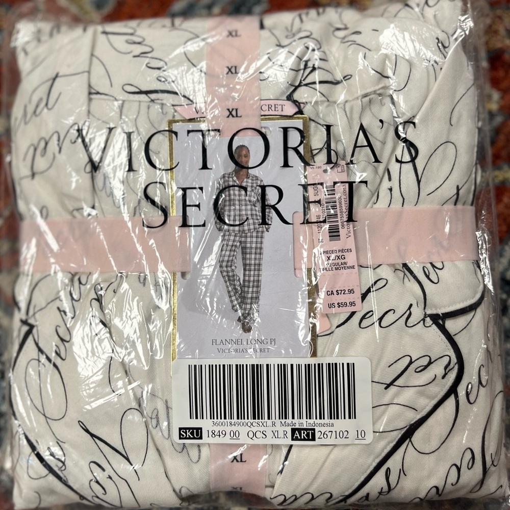 Victoria Secret Flannel Pajamas NWT